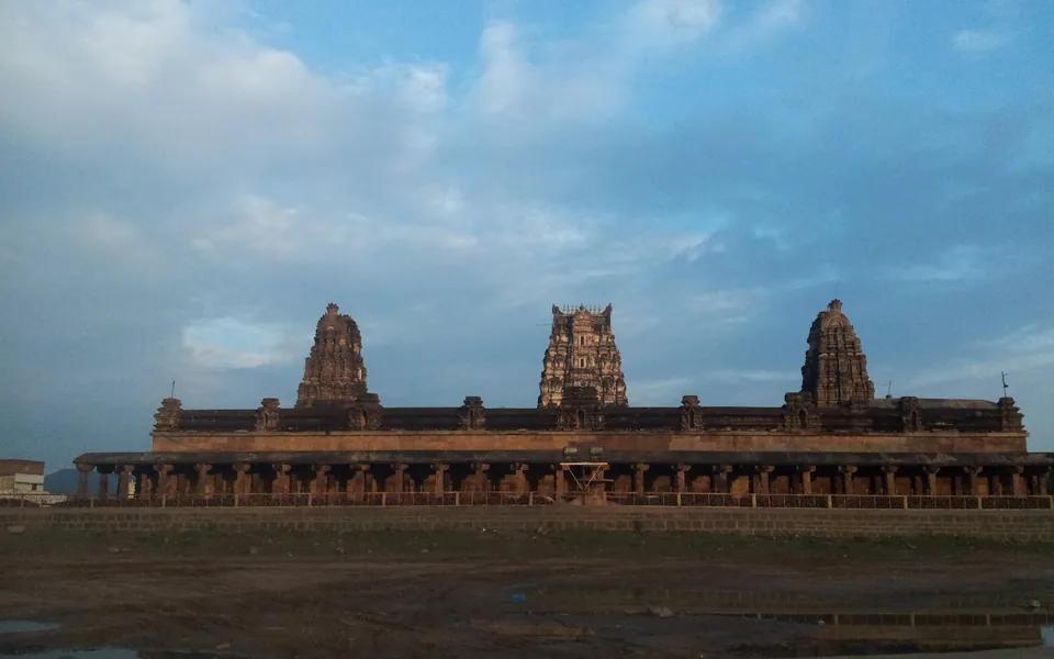 Stone temple towers and pillared halls at Vontimitta’s Kodandarama temple.